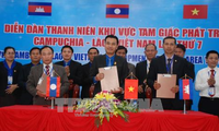Promueven la cooperación juvenil entre Vietnam, Laos y Camboya