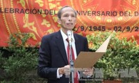 Intercambio entre funcionarios diplomáticos de Vietnam y Cuba en Argentina