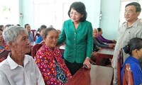 Vicepresidenta vietnamita visita provincia de Vinh Long