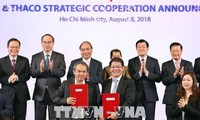 Premier de Vietnam alienta a las empresas a cooperar para modernizar la agricultura