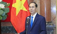 Embajadas de Vietnam en varios países homenajean al presidente Tran Dai Quang