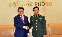 Vietnam y Malasia fortalecen los nexos en defensa