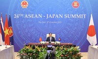 Primer ministro de Vietnam solicita el apoyo de Japón a la ASEAN