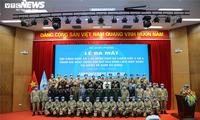 Vietnam presenta primer grupo de ingeniería militar y cuarto hospital de campaña de nivel dos del país