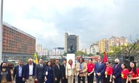 Celebran en Venezuela los 47 años del Día de la Liberación del Sur y la Reunificación Nacional de Vietnam