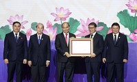 Presidente vietnamita entrega Orden de Trabajo al grupo Truong Hai