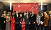 Vietnamitas en Canadá celebran el Año Nuevo Lunar 2023