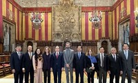 Vicepresidente del Parlamento vietnamita visita Barcelona