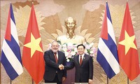 Experto cubano: Visita del presidente del Parlamento de Vietnam va más allá de los protocolos tradicionales