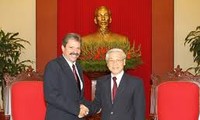 Vietnam y Cuba se apoyan en el camino hacia el socialismo