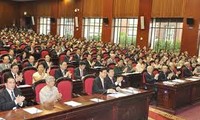 Parlamento vietnamita debate proyectos de leyes de educación y sindicato 
