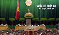 Parlamento vietnamita prosigue los debates en tercer período de sesiones