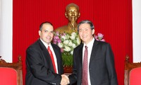 Vietnam y Cuba intensifican cooperación en campo informativo