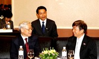 Prosigue el máximo dirigente de Vietnam su visita a Singapur