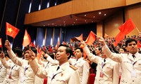 Jóvenes vietnamitas expresan voluntad participar en la construcción nacional