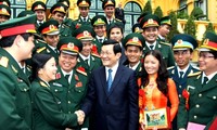 Presidente vietnamita llama a unidad nacional en defensa de la Patria