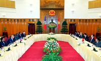 Primer ministro de Haití visita Vietnam