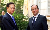 2013: Año especial de relaciones Vietnam-Francia