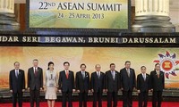 Delegación vietnamita reafirma responsabilidad en XXII Cumbre de ASEAN