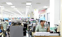 Exportaciones vietnamitas ascienden un 17% en primer tercio del año