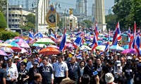 Manifestación en Tailandia contra borrador de ley de amnistía