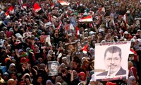 Egipto: conflictos entre manifestantes en pro de Mursi y policía