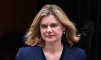 UK cabinet reshuffle: Justine Greening quits the government