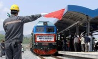 North Korea boosts railway cooperation with South Korea   