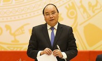 응웬 쑤언 푹(Nguyen Xuan Phuc)총리 특구 건설에 대한 국가지도위원회 회의 주재