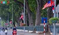 Hà Nội rực rỡ cờ hoa chào đón Thượng đỉnh Hoa Kỳ - Triều Tiên lần thứ 2