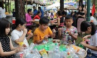 베트남 민족문화관광 마을에서 진행되는 “어린 시절 축제”