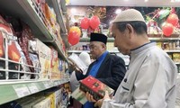 이슬람교 공동체를 위한 식료품점, 호찌민시에 개점