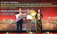 하노이시: 공산당 건설과 문화발전 언론상 시상식 개최 