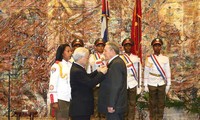 អគ្គលេខាលោក Nguyen Phu Trong ផ្ញើរសារទូរលេខថ្លែងអំណរគុណចំពោះ ប្រធានរដ្ឋគុយបាលោក Raul Castro