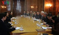 Le vice-président de l’AN Uông Chu Luu en visite en Roumanie