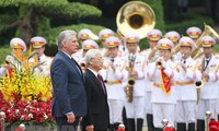 Miguel Diaz-Canel: les relations Cuba-Vietnam sont singulières