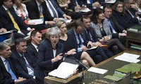 Brexit: Theresa May demande un nouveau report, «le plus court possible»
