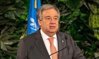 Le patron de l'ONU en tournée pour le climat, un combat “pas en bonne voie“