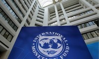 FMI: la croissance mondiale révisée à la baisse