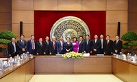 Nguyên Thi Kim Ngân reçoit les représentants de la diplomatie vietnamienne