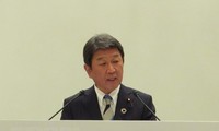 Le ministre japonais des Affaires étrangères effectuera une visite à Moscou 