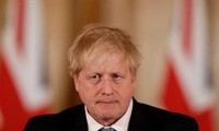 Covid-19 : Boris Johnson en soins intensifs 