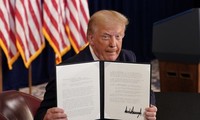 Coronavirus : Donald Trump signe une série de décrets après l’échec des discussions avec le Congrès