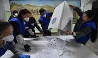 Législatives au Kirghizstan: victoire des partis proches du président prorusse (résultats préliminaires)