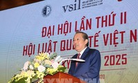 Truong Hoa Binh au congrès de l’association du droit international du Vietnam