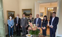 Les députés français renforcent les relations avec le Vietnam