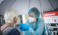 Covid-19: les contaminations repartent à la hausse en Asie comme en Europe