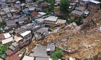 Brésil: 122 morts à Petropolis, nouvelles alertes de fortes pluies 