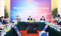 Conférence sur la réouverture totale du secteur touristique vietnamien