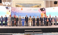Le Forum économique de haut niveau Vietnam-Francophonie